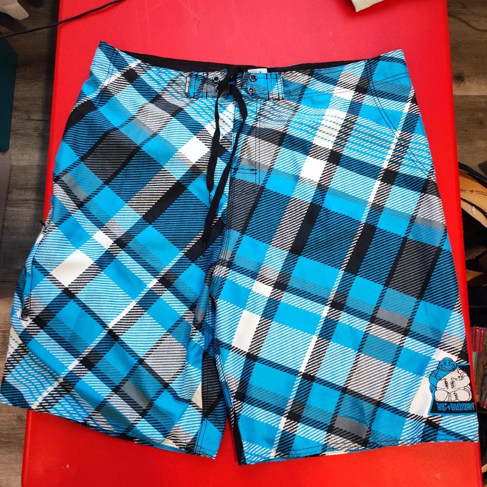 Big Buddha surfer / board short blue plaid men's size 44